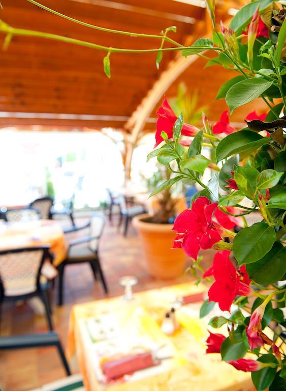 Au Soleil, Hotel Restaurant & Spa Valff Екстер'єр фото